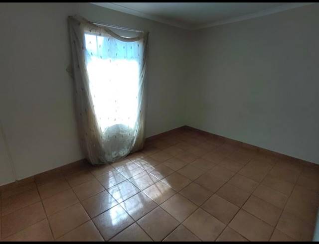 2 BEDROOM HOUSE FOR SALE IN SKY CITY